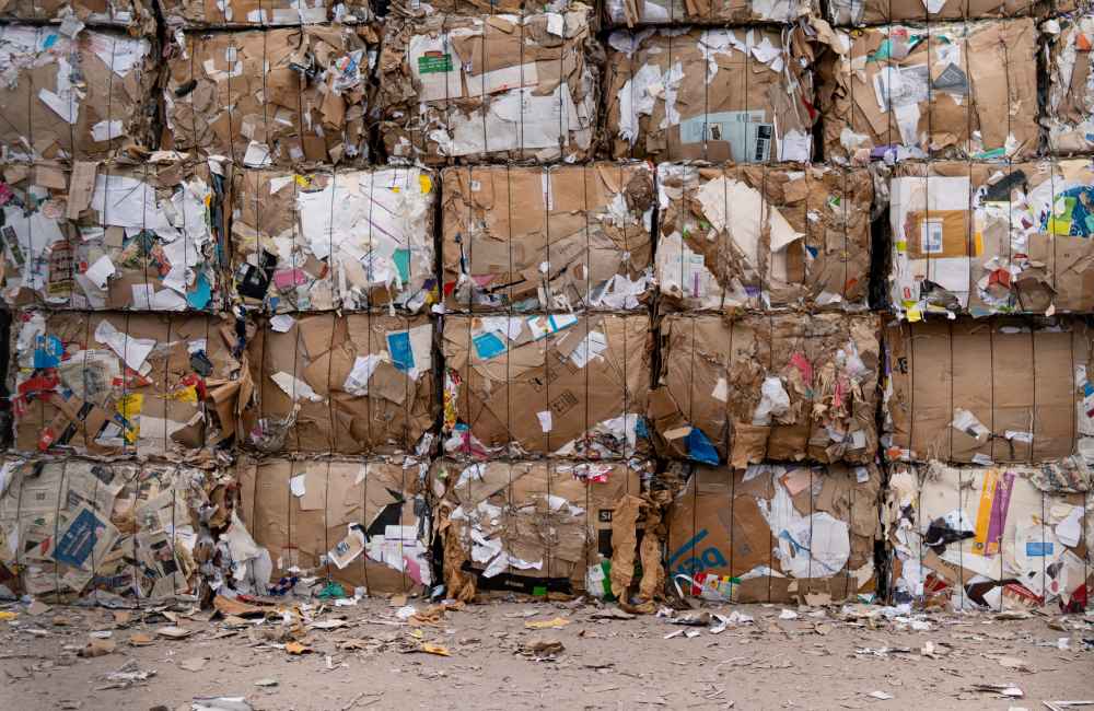 Sorting and storing recycled waste